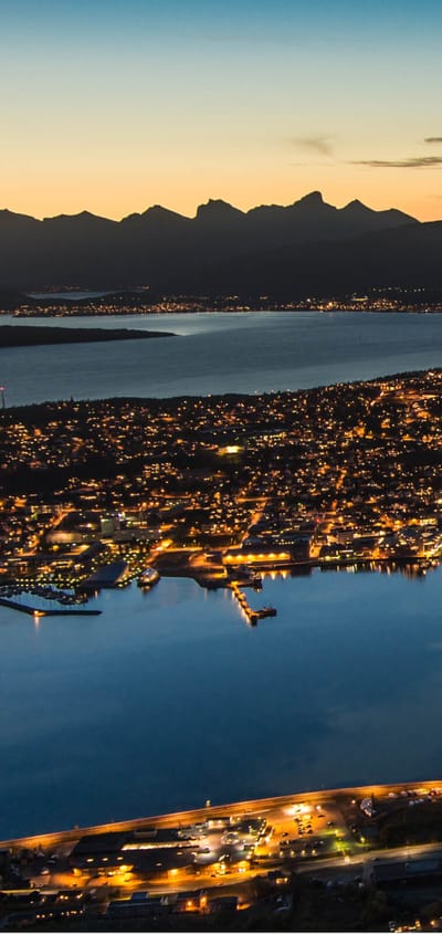 Tromsø i norge skyline