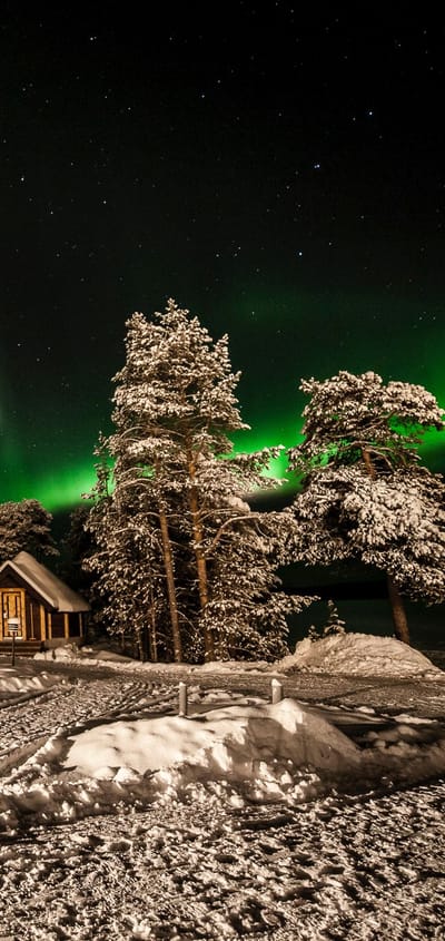 finland Lapland inari wilderness aurora cabin hotel