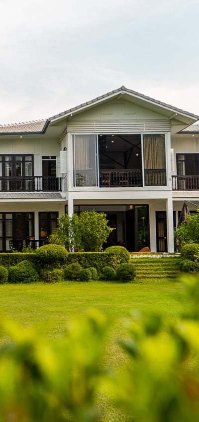 baan chomprang facade scaled