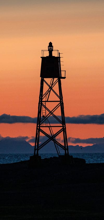 Norge svalbard basecamp explorer isfjord radio light house scaled