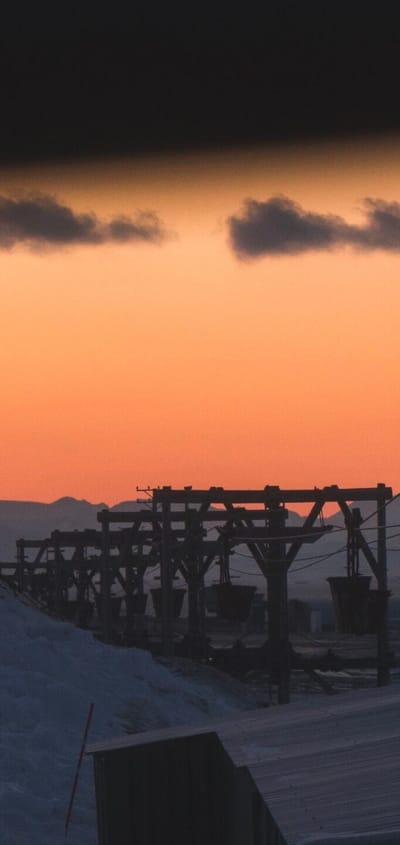 Norge svalbard longyearbyen coal transport scaled