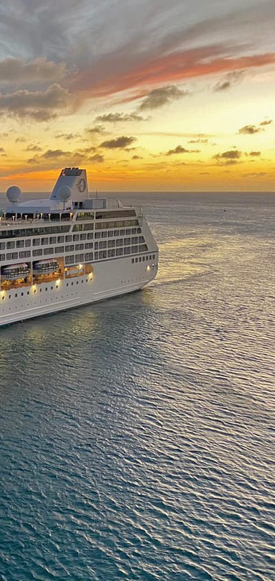 ship fleet port caribbean insignia st. lucia