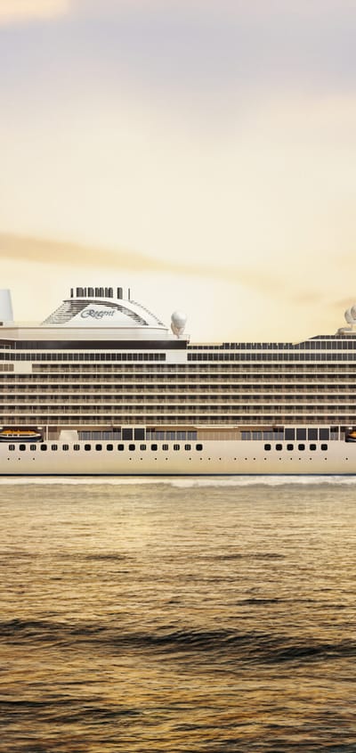 Seven Seas Prestige set fra siden, ny luksus-krydstogtskib fra Regent p&aring; &aring;bent hav
