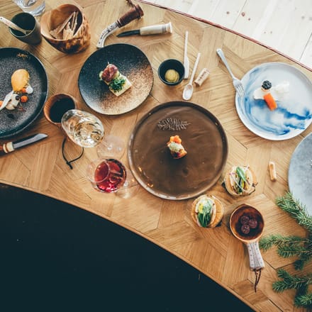 gourmet mad serveret på ishotellet