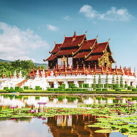royal pavillion tempel i chiang mai nordthailand