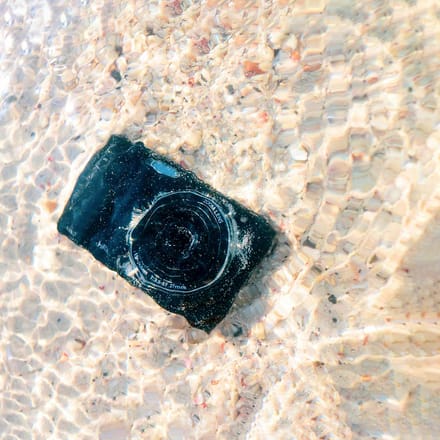 diverse kamera under vand strand p&aring;