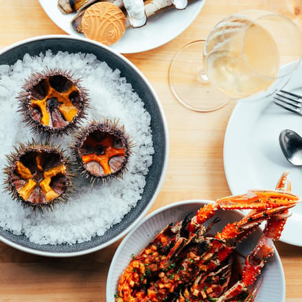middag med søæpindsvin restaurant ROKS færøerne