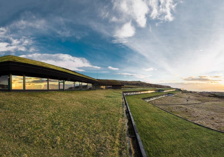 F&aelig;r&oslash;erne Torshavn, Hotel F&oslash;royar, Udefra, Natur 