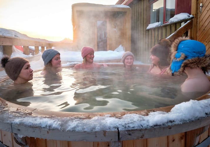 Gr&oslash;nland Hotel Sisimiut, Sisimut, Vildmarksbad, Hot Tub, Sne, Vinter