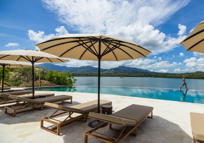 Indonesien Bali pemuteran menjangan dynasty pool03