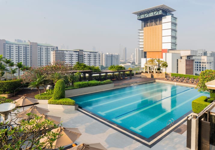 Thailand, Bangkok, Pathumwan Princess Hotel, Pool Area