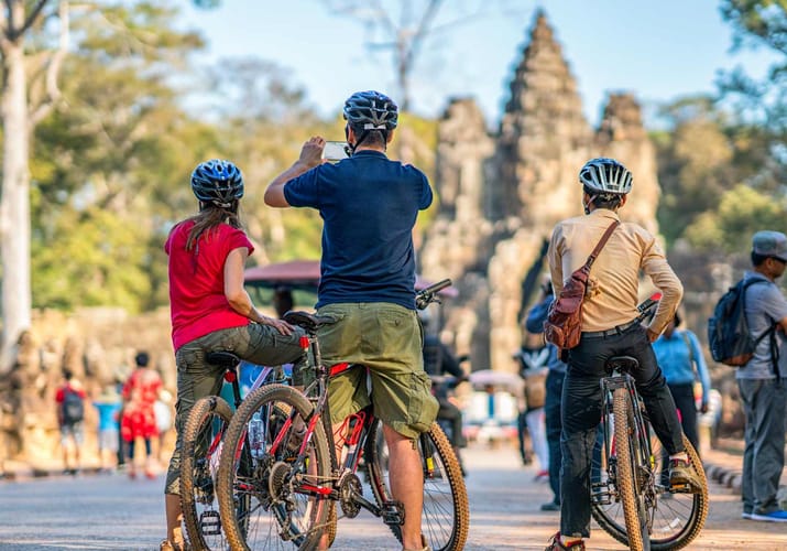 Cambodia, Siam Reap, Udflugt, Udforsk Angkor Wat p&aring; cykel