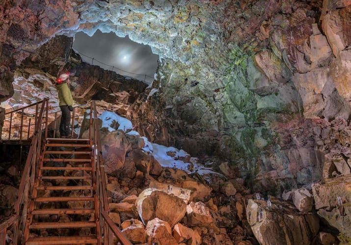 Island Sydisland Reykjavik lavatunnel5 udflugt