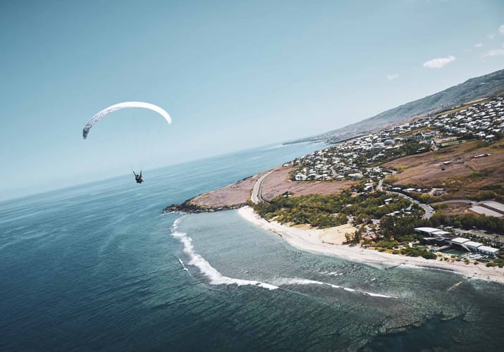 Paragliding Ud Over Sydkysten Reunion