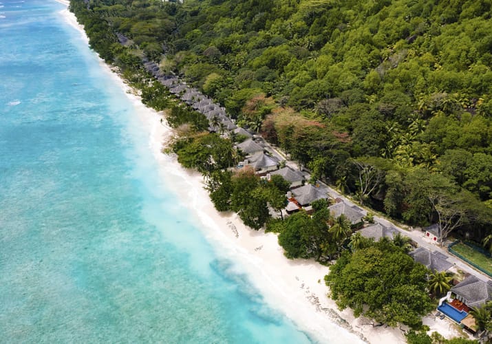 Seychellerne Silhouette Island Hilton Labriz Villaer Langs Stranden