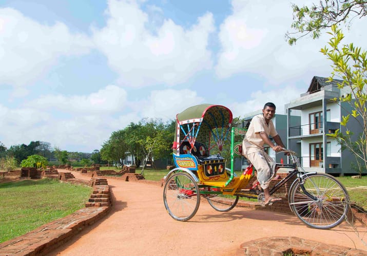 Sri Lanka Sigiriya Aliya Resort Trishaw