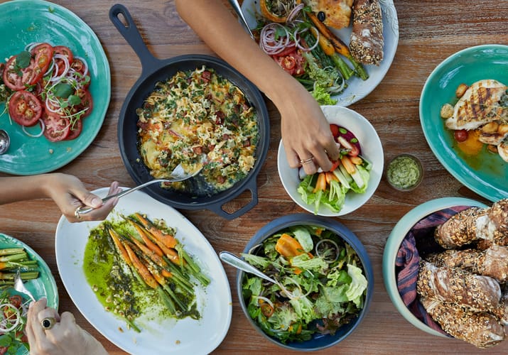 Indonesien Bali sanur andaz family style food scaled