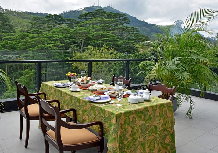 Sri Lanka Kandy Fox Kandy Maaltid Med Udsigt