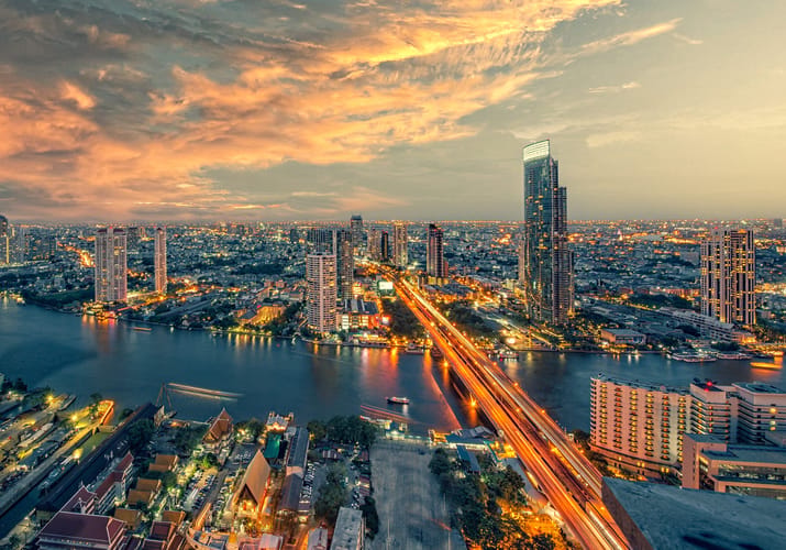 Thailand Bangkok skyline flod scaled