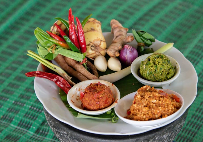 tag p&aring; kokkeskole i chiang mai nordthailand