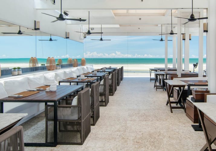 Thailand, Hua Hin, Putahracsa Hua Hin, Oceanside Restaurant