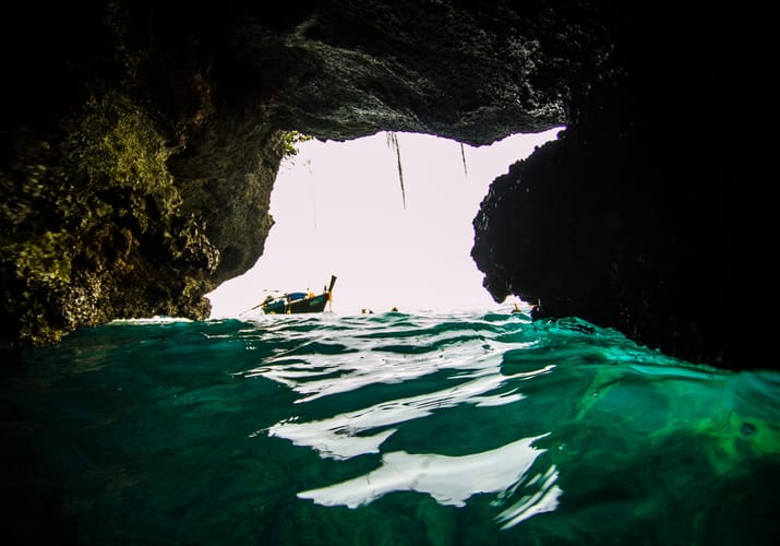 indgang til emerald cave koh mook thailand