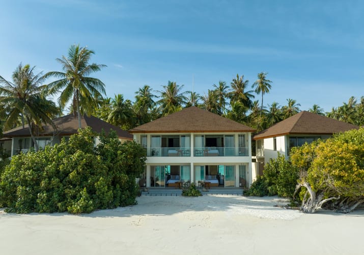 maldiverne avani plus fares pavilion med premium beach front premium sea view
