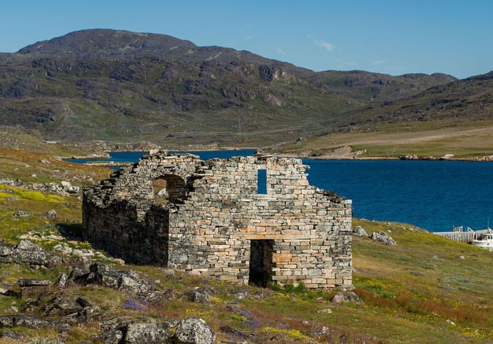Gr&oslash;nland oqortoq hvalsey kirke foto aningaaq carlsen greenland