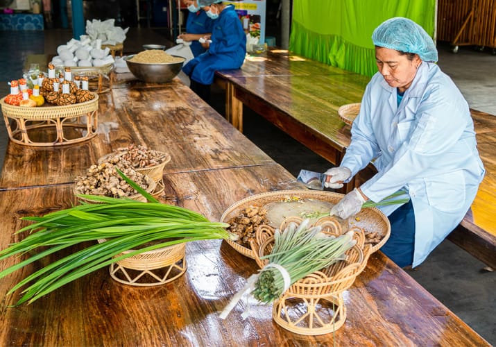 Thailand discovery uthai thani tur cosmetic village angthong