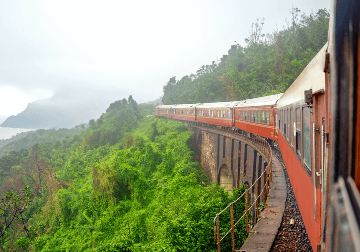 Vietnam sjourney luxury train view scaled