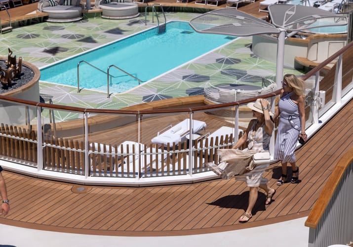 Pool d&aelig;k