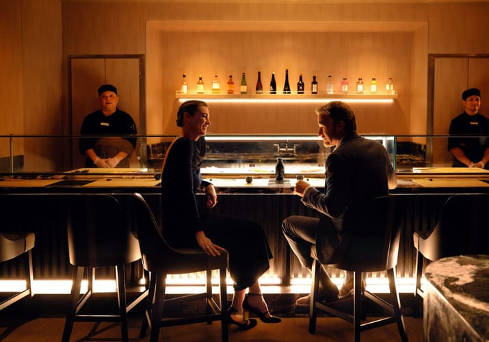 Par spiser japansk gourmet p&aring; Kaiseki-specialrestauranten ombord p&aring; Silversea Silver Ray