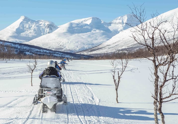Norge tromsoe Tamok-dalen dalen snescootertur3