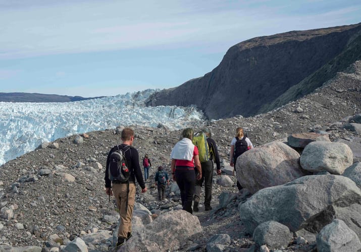 Grønland Glacier Lodge Eqi Moraine Hike @Lisa Burns, World Of Greenland
